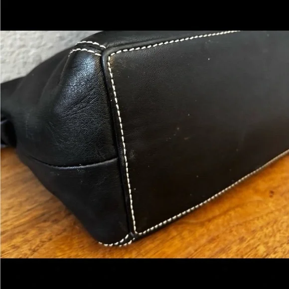 Coach Vintage Legacy Small Leather Shoulder Bag 9564 - Picture 9 of 11